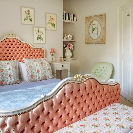 Pytts House Boutique Bed & Breakfast Burford Exterior photo